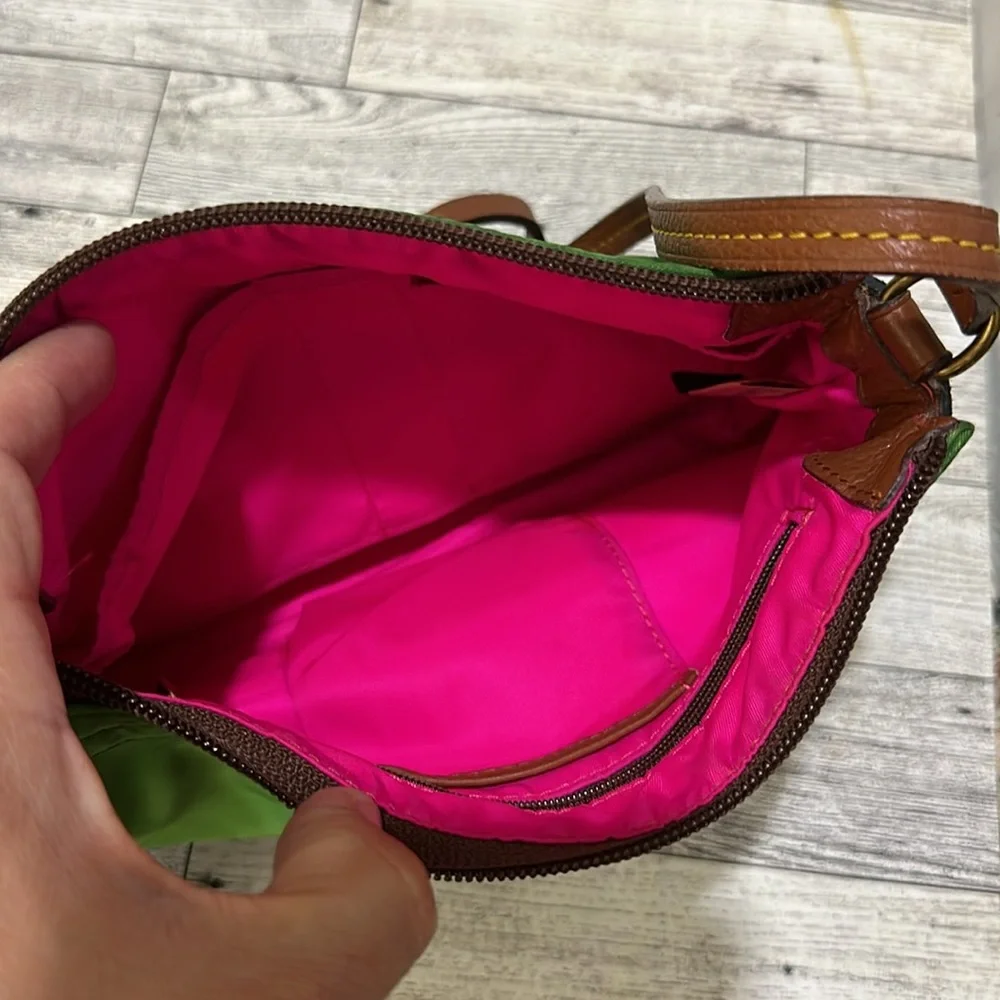 Dooney and bourke green crossbody leather purse - Picture 6 of 9